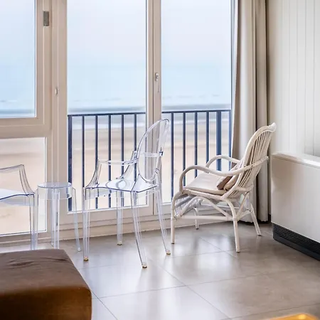 Brit0702 With Beautiful Sea Views דירה